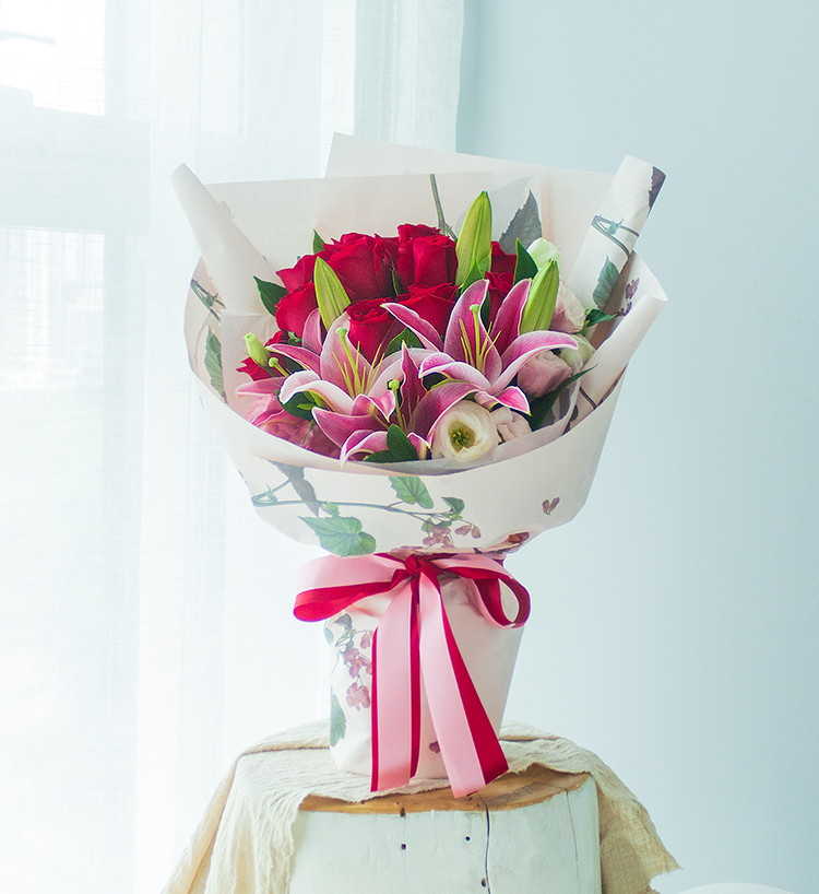 粉色百合的花语